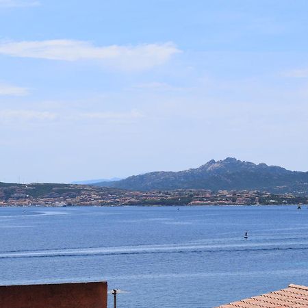 Appartamento Vista Mare A La Maddalena 라마달레나 외부 사진